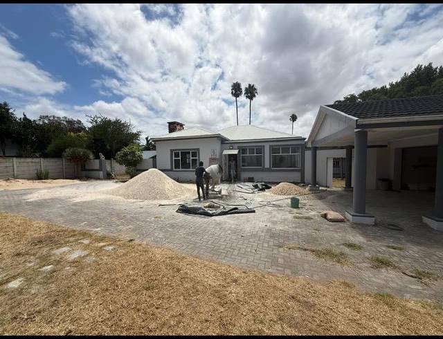 BUSINESS PROPERTY TO RENT IN WALMER